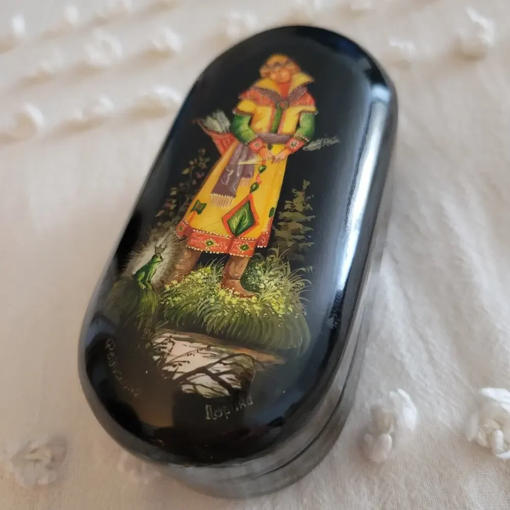 VTG Russian Fedoskino Hand Painted Frog Prince Ivan Signed Lacquer Hinged Box